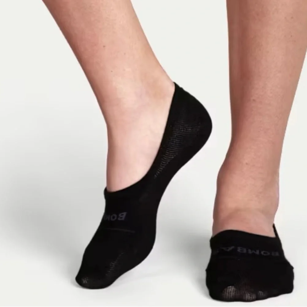 NWT Bombas Women’s Casual No-Show Socks - White, Tan, Gray, Black 4 pack